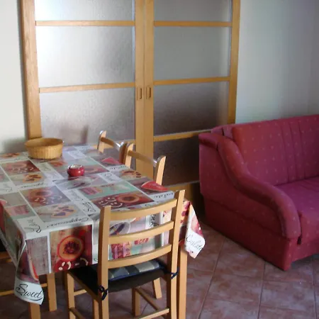 Apartment Elizabeth Gdinj